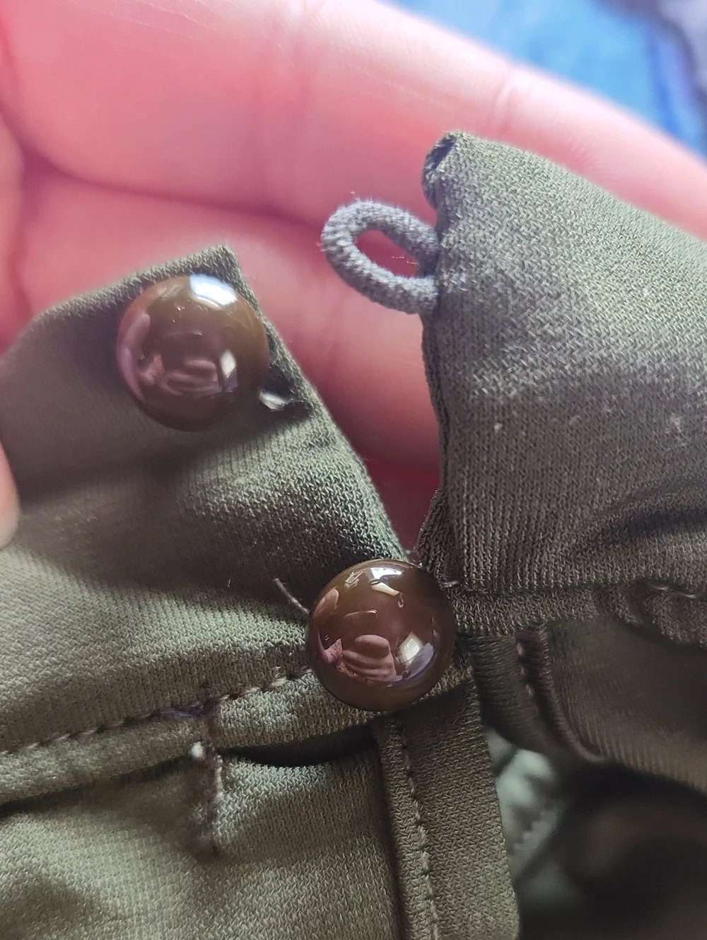 BY Design Olive Green Grommet Mock Neck Sleeveless Blouse - Size M​